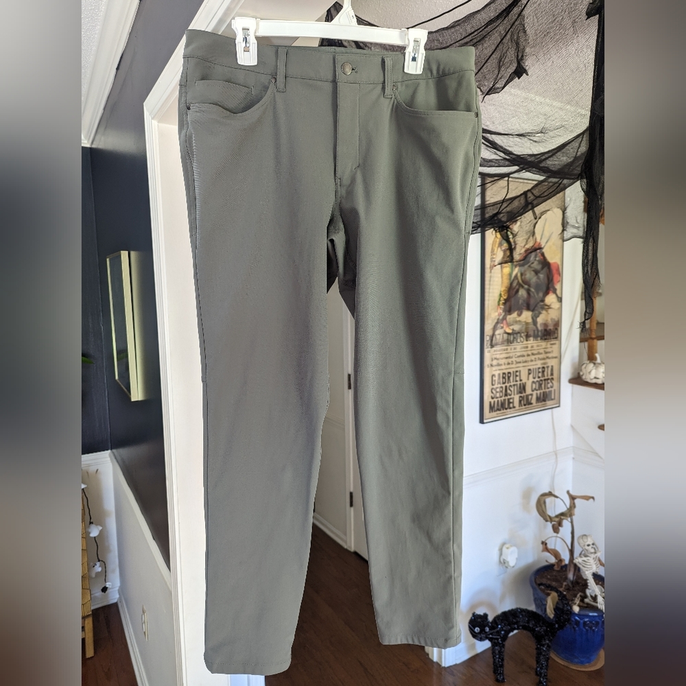 Lululemon ABC Pants, 34x30, Slim